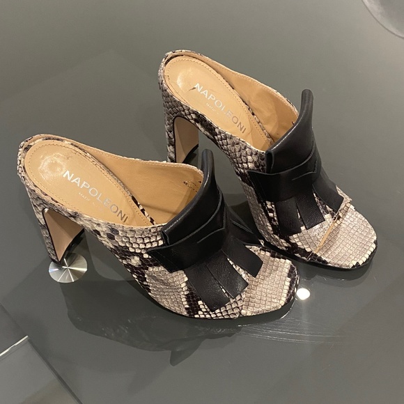 Napoleoni Shoes - Napoleoni Made In Italy Leather Slide Heels - Size 7